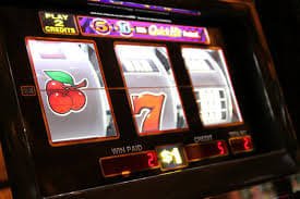 2d gaming Slots ကစားနည်း Bonus Free Spin မြင်ကွင်း